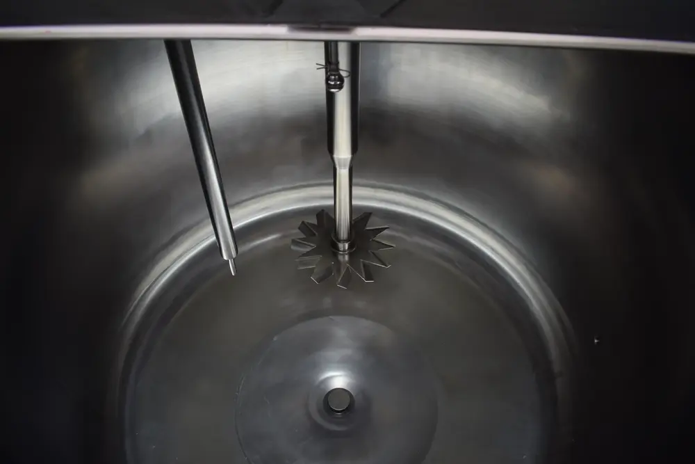 Nerezové vany - vnitřek